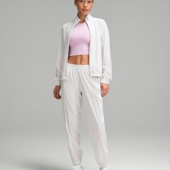 Lululemon Swifty Tech Cropped Short Sleeve 2.0 - Picture 2 of 3